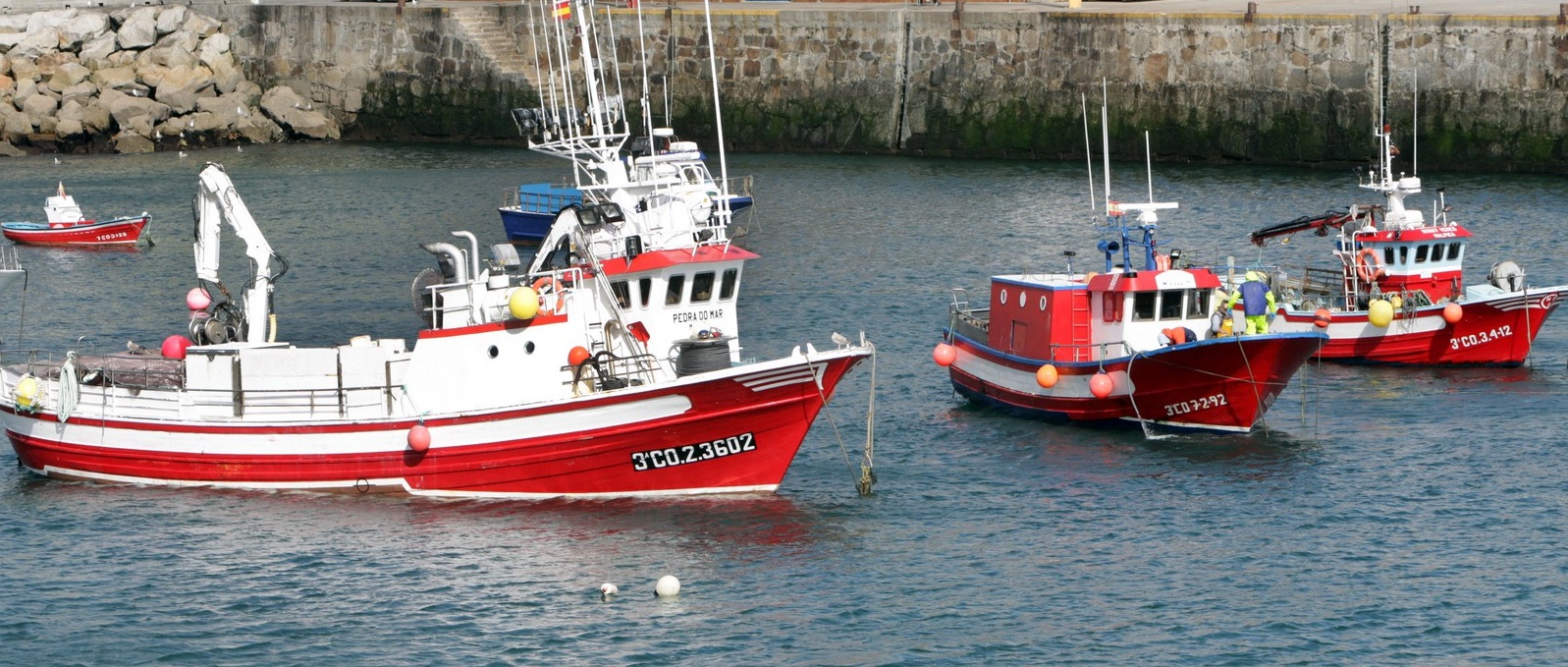 Foto de nota destacada (barcos_pesca_puerto.jpg)