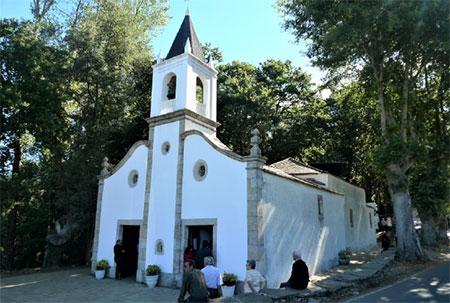 Etnorituais e ofrendas no santuario mariano dos Remedios, Alto do César, Sarria (Lugo) (1)