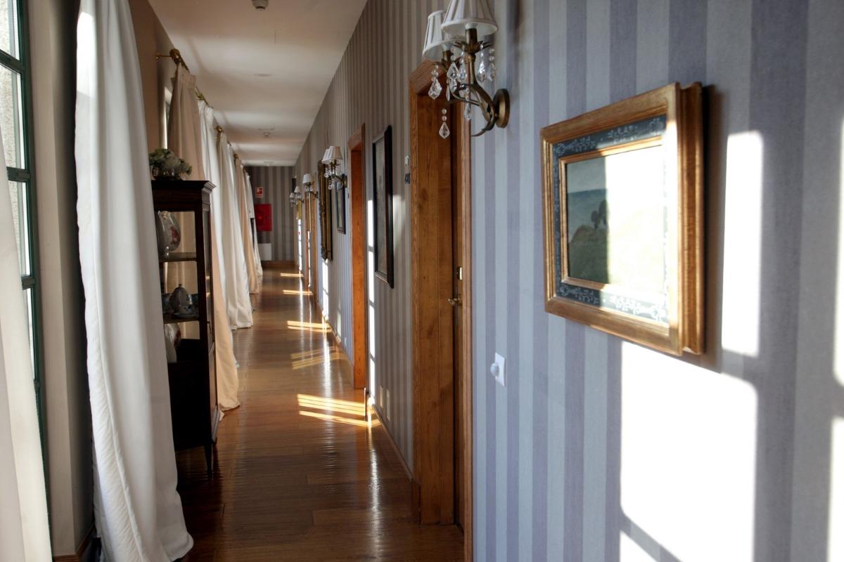 Foto de la noticia destacada (hotel-corredor.jpg)