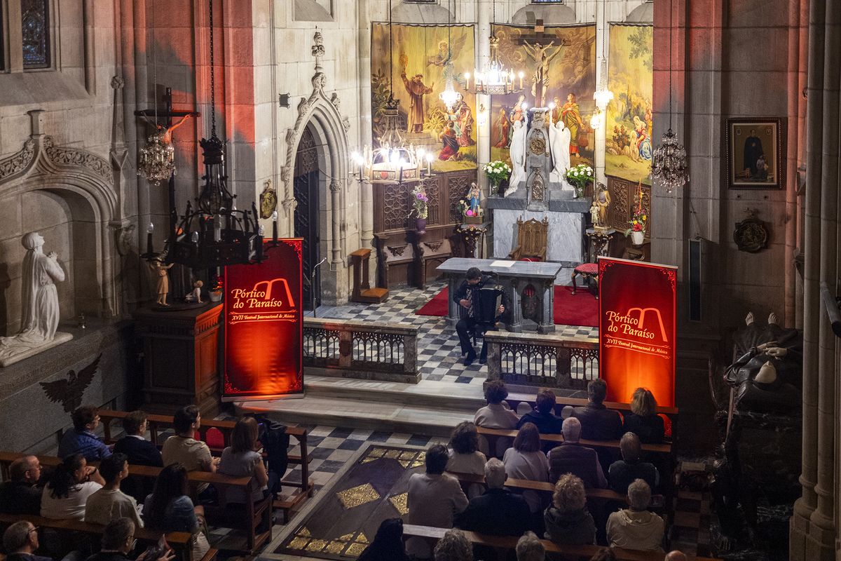 Foto de la noticia destacada (portico-paraiso.jpg)