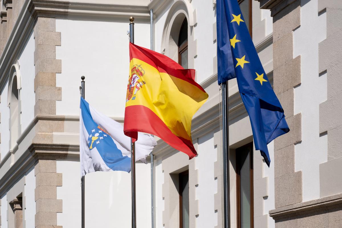 Foto del resto de noticias (sancaetano-bandeiras.jpg)