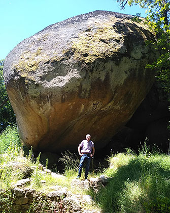 Pingas de Orballo: Revolver / O Castro de Santa Lucía