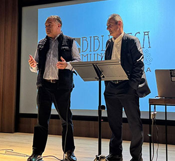 Astorga debate sobre el papel de las bibliotecas en el medio rural