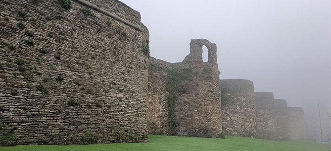 Las entrañas de la Muralla Romana