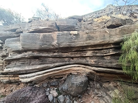 La cañada de Lomo Gordo y la cañada frente a las cuevas de Cruz de Jerez