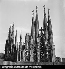 Conferencia en Madrid por el centenario del fallecimiento del insigne arquitecto universal Antonio Gaudí