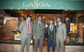 Primer traje bespoke producido por V. P. I