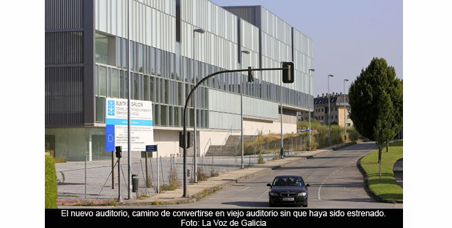 El nuevo auditorio lleva terminado desde 2017... y cerrado