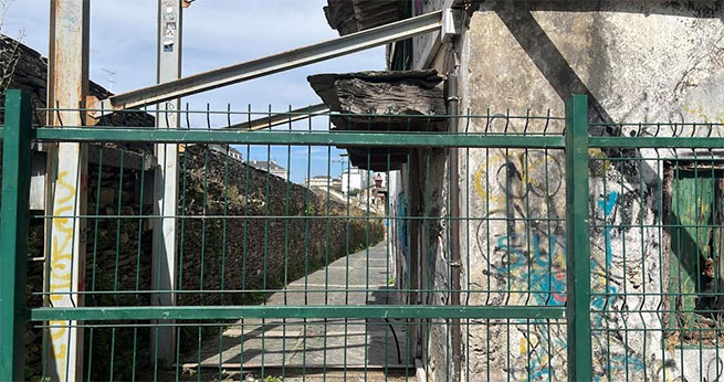 Una calle cortada -en pleno centro- un cuarto de siglo