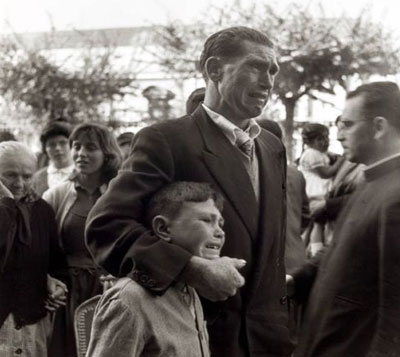 ¿Qué fue de la emigración española? La generación de la posguerra, 50 años después y la Emigración actual en Alemania.