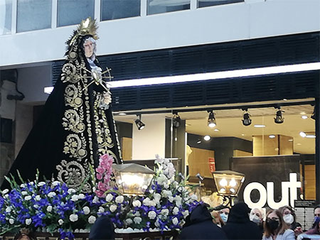 La Dolorosa se pasea orgullosa por Marineda