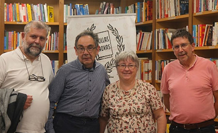 Presentación en la Librería Follas Novas