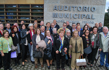 Auditorio Municipal P. M. Feijoo en Outomuro