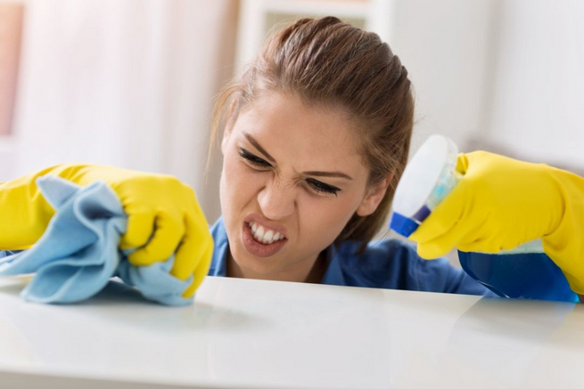 Limpar: A fina liña entre manter a casa organizada e ter unha obsesión