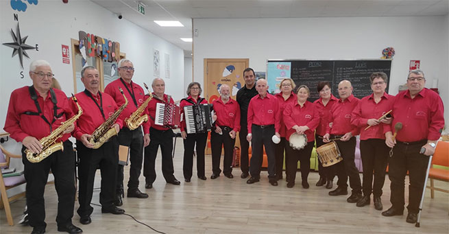 Transmitir Emociones por la UNED Senior Coruña con sus aulas de Música