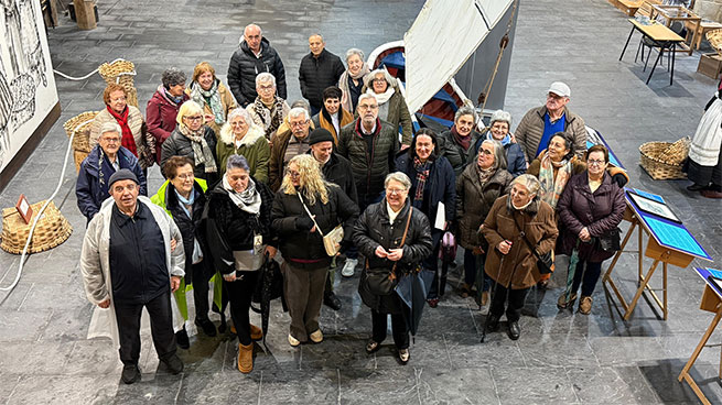 Visita de UNED Senior Coruña a Muros