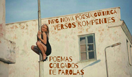 Poemas colgados das farolas