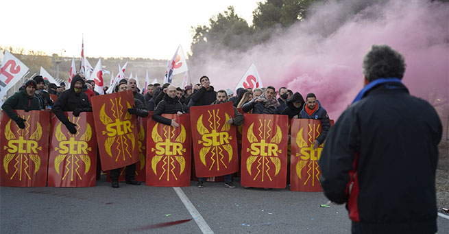 El STR se moviliza para denunciar que la negociación del Acuerdo Marco en Repsol no protege los derechos de los trabajadores
