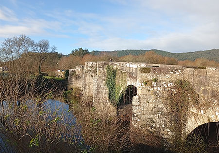 UCIN Galicia reclama mantemento da histórica ponte sobre o Ulla