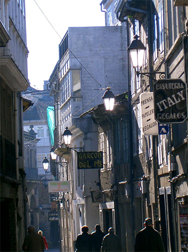 Paseo por a Rúa Nova