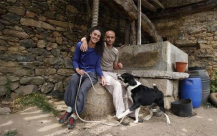 Andrea y Cristina, peregrinaron a Compostela...